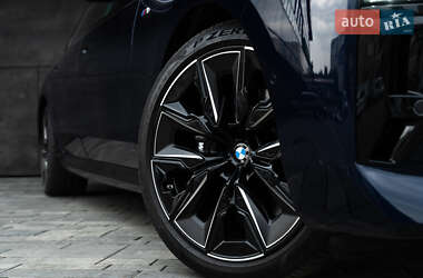Седан BMW 7 Series 2023 в 