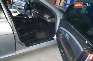 Седан BMW 7 Series 2005 в 