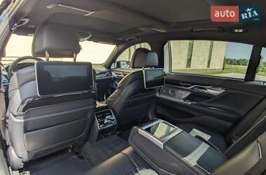 Седан BMW 7 Series 2016 в 