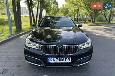 Седан BMW 7 Series 2016 в 