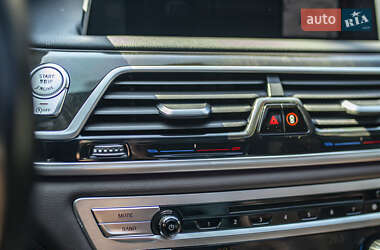 Седан BMW 7 Series 2018 в 