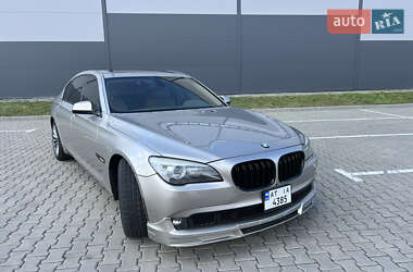 Седан BMW 7 Series 2010 в 
