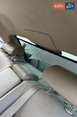 Седан BMW 7 Series 2010 в 