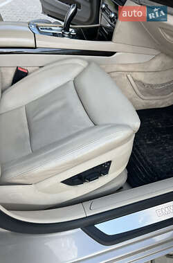 Седан BMW 7 Series 2010 в 