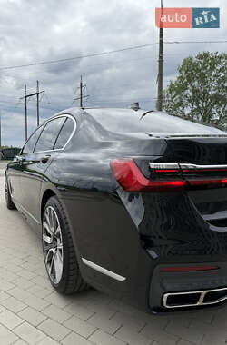 Седан BMW 7 Series 2019 в 