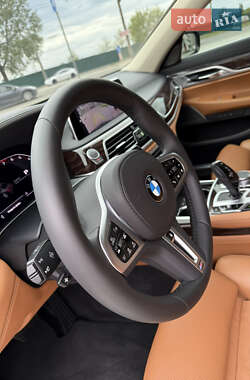 Седан BMW 7 Series 2019 в 