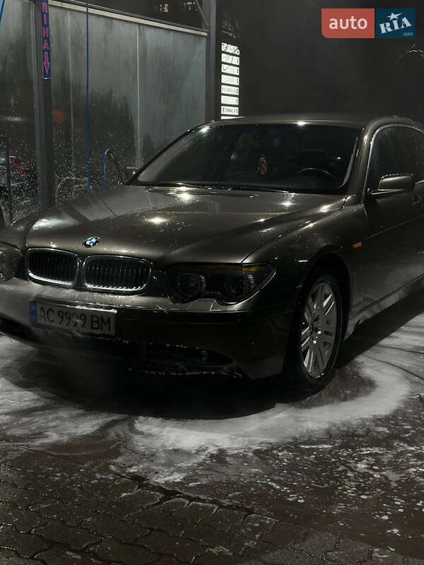 BMW 7 Series 2003