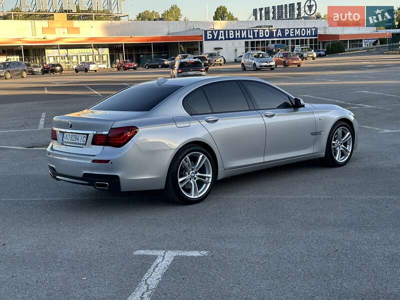 Седан BMW 7 Series 2015 в Ужгороде