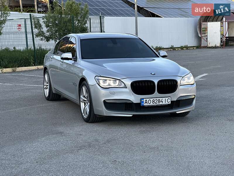 Седан BMW 7 Series 2015 в Ужгороде