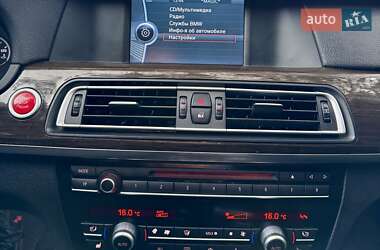 Седан BMW 7 Series 2010 в 