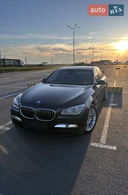 Седан BMW 7 Series 2014 в 