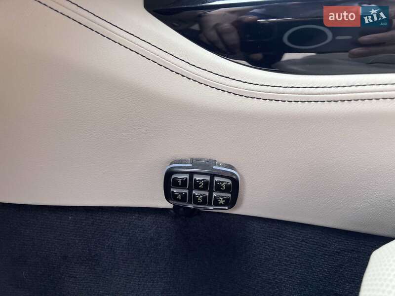 Седан BMW 7 Series 2017 в Львові фото 50 Седан BMW 7 Series 2017 в Львові