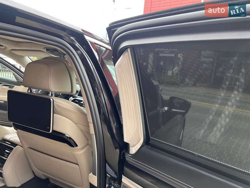 Седан BMW 7 Series 2017 в Львові фото 54 Седан BMW 7 Series 2017 в Львові