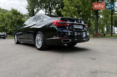 Седан BMW 7 Series 2018 в 