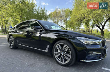 Седан BMW 7 Series 2016 в Киеве