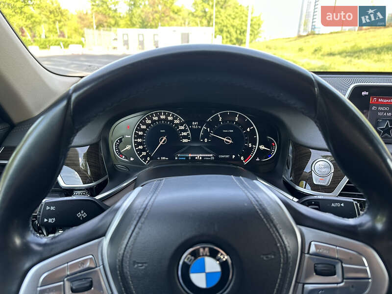 Седан BMW 7 Series 2016 в Києві