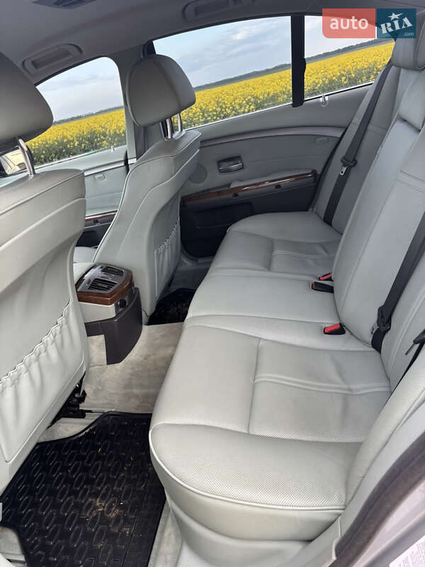 Седан BMW 7 Series 2002 в Новгород-Северском фото 9 Седан BMW 7 Series 2002 в Новгород-Северском