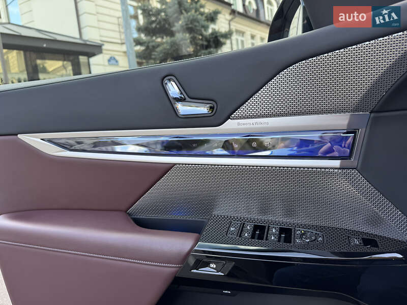 Седан BMW 7 Series 2023 в Києві