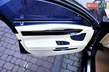 Седан BMW 7 Series 2010 в 