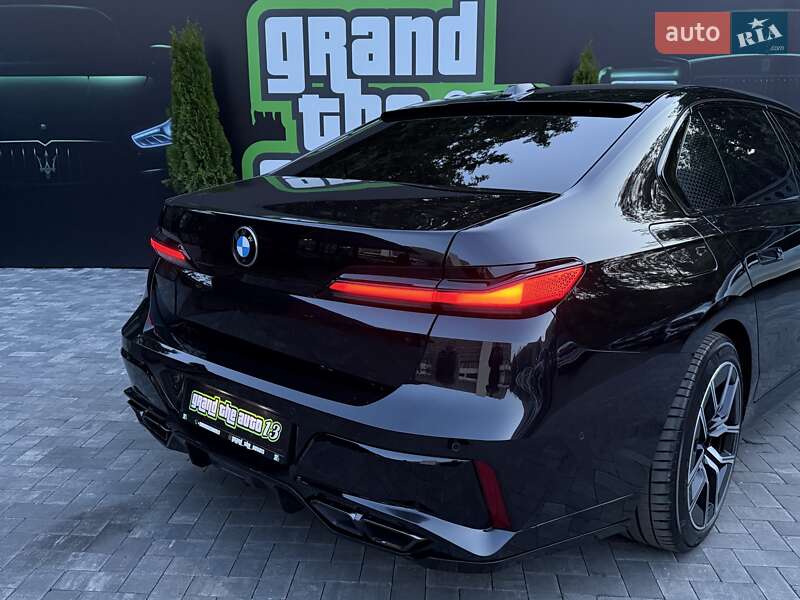 Седан BMW 7 Series 2024 в Киеве