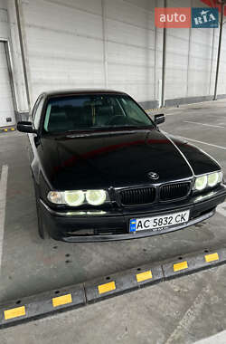 Седан BMW 7 Series 1999 в 