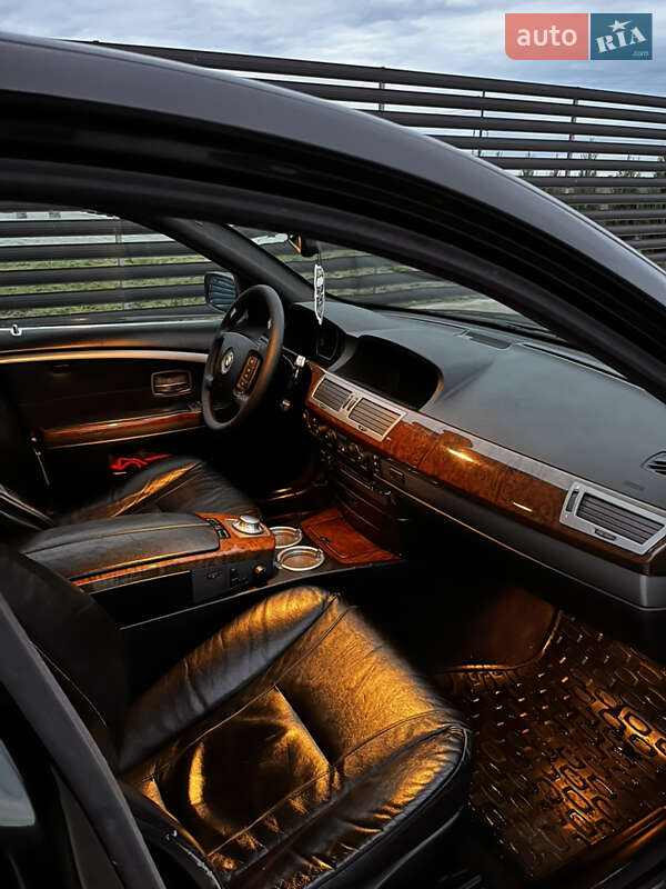 Седан BMW 7 Series 2002 в Черновцах