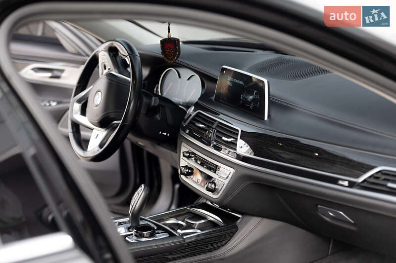 Седан BMW 7 Series 2018 в Вінниці