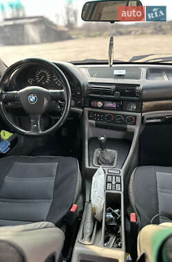Седан BMW 7 Series 1988 в 