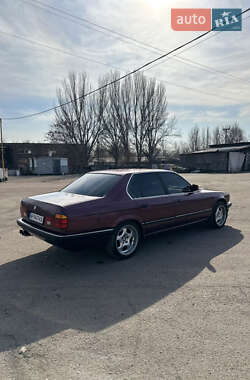 Седан BMW 7 Series 1988 в 