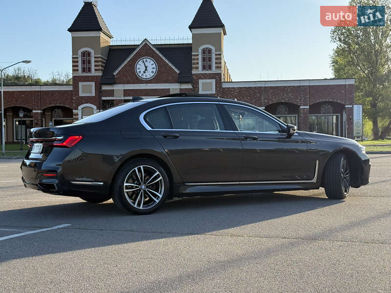 Седан BMW 7 Series 2016 в Києві