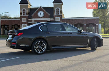 Седан BMW 7 Series 2017 в 