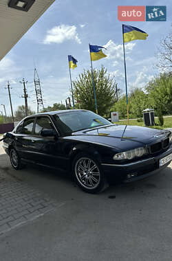 Седан BMW 7 Series 2000 в 