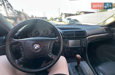 Седан BMW 7 Series 2000 в 