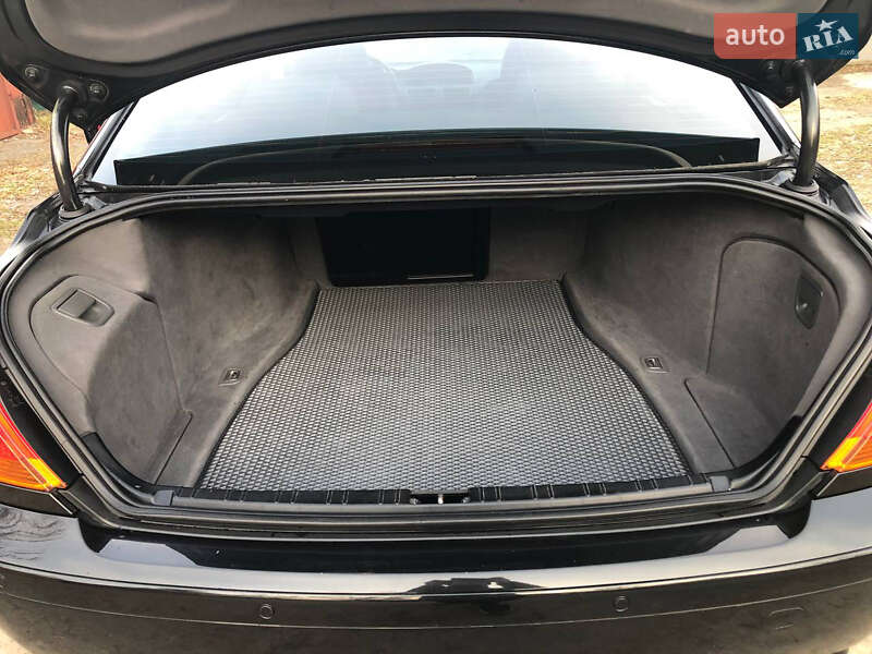 Седан BMW 7 Series 2001 в Києві