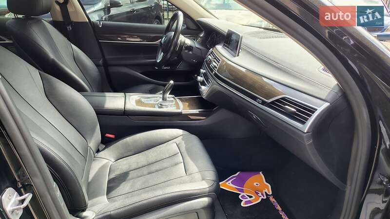 Седан BMW 7 Series 2016 в Києві фото 13 Седан BMW 7 Series 2016 в Києві