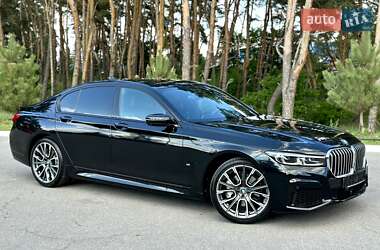 Седан BMW 7 Series 2022 в 