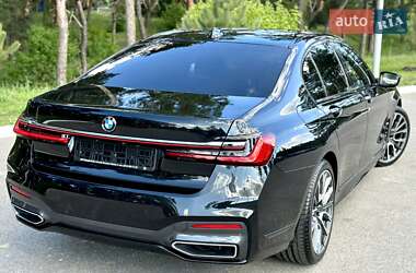 Седан BMW 7 Series 2022 в 
