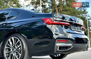 Седан BMW 7 Series 2022 в 