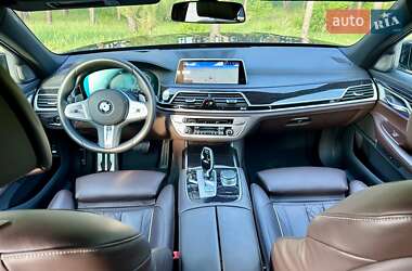 Седан BMW 7 Series 2022 в 