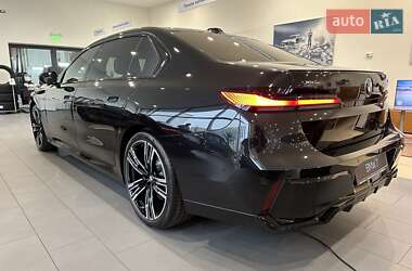 Седан BMW 7 Series 2024 в 