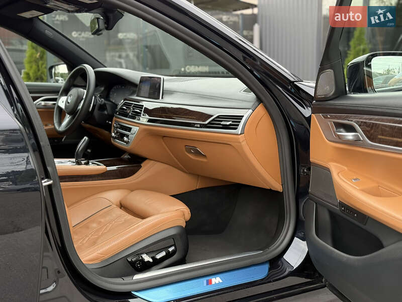 Седан BMW 7 Series 2019 в Києві