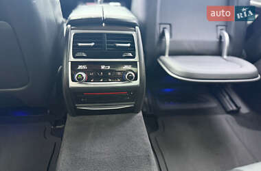 Седан BMW 7 Series 2015 в 