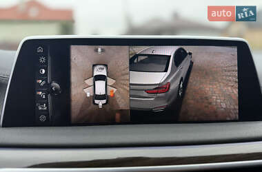 Седан BMW 7 Series 2015 в 