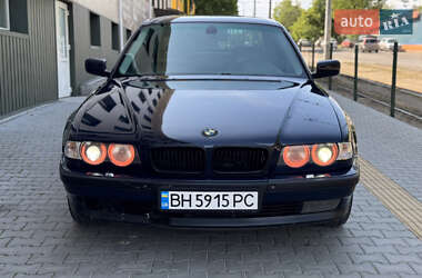 Седан BMW 7 Series 2000 в 