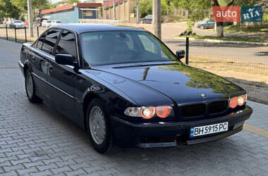 Седан BMW 7 Series 2000 в 