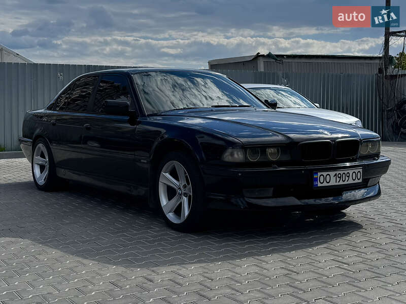Седан BMW 7 Series 1997 в Одессе