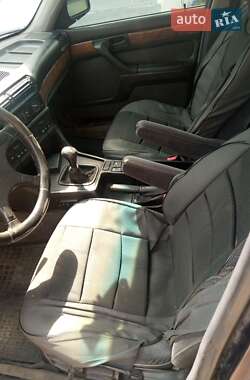 Седан BMW 7 Series 1990 в 