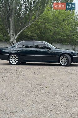 Седан BMW 7 Series 1997 в 