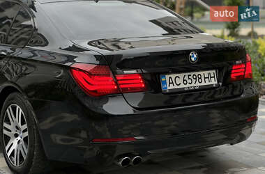 Седан BMW 7 Series 2012 в 