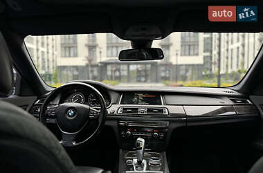 Седан BMW 7 Series 2012 в 
